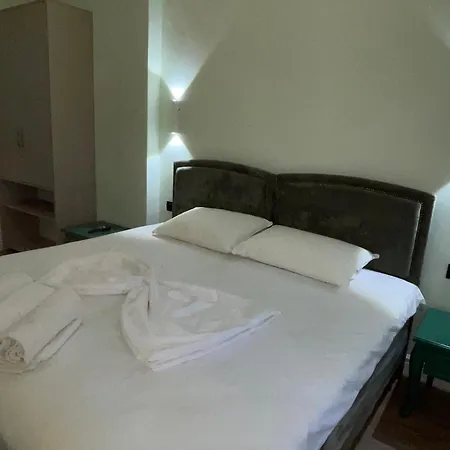 Bed & Breakfast Amorino Tirana