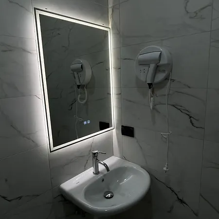 Bed and Breakfast Amorino Τίρανα